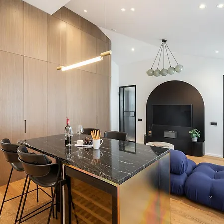 Apartment Cohost I New Gedimino Ave W- Ac, In The Center Of It